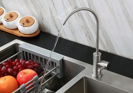 Vòi nhà bếp bằng thép không gỉ chải OEM Vòi nước nóng và lạnh cho nhà bếp